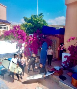 Surf House screenshot